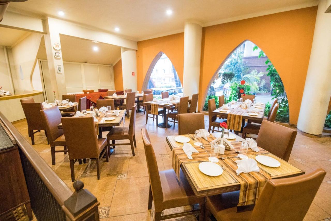 Neelams The Grand Hotel Калангуте Екстериор снимка
